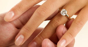 k-chemu-snitsja-kol'co-zolotoe