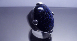 avantjurin-kamen'-magicheskie-svojstva