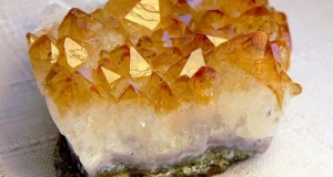 citrin-kamen'-magicheskie-svojstva